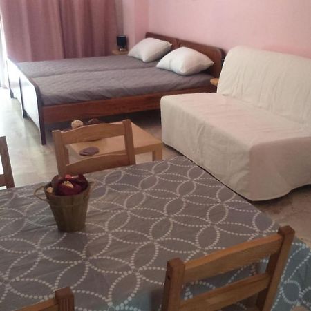 Tolo Beach Studios Екстериор снимка