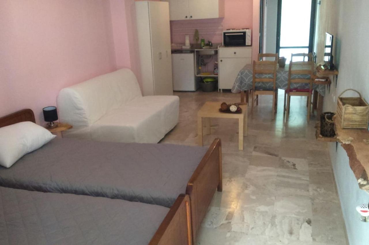 Tolo Beach Studios Екстериор снимка